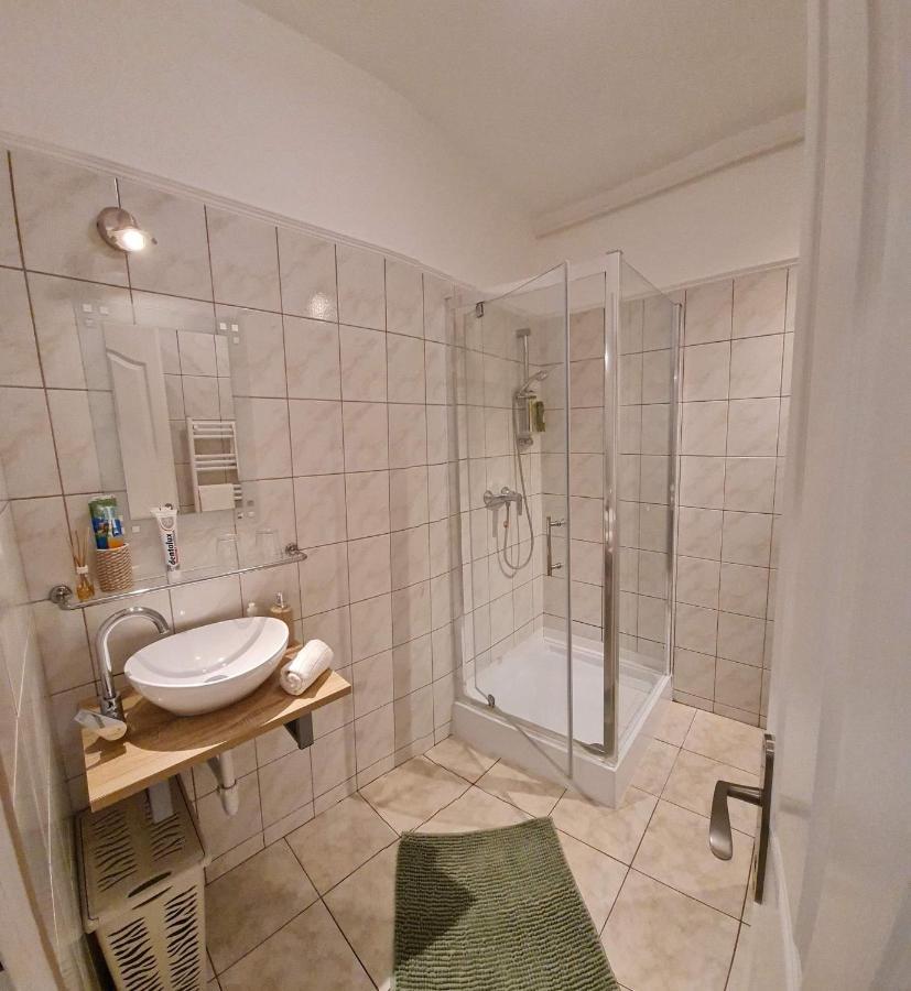 Cili Apartman Eger Exterior photo