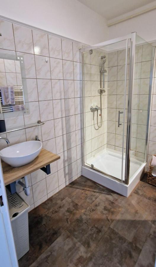 Cili Apartman Eger Exterior photo