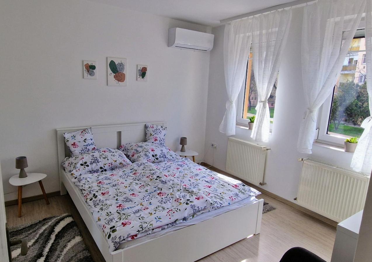 Cili Apartman Eger Exterior photo